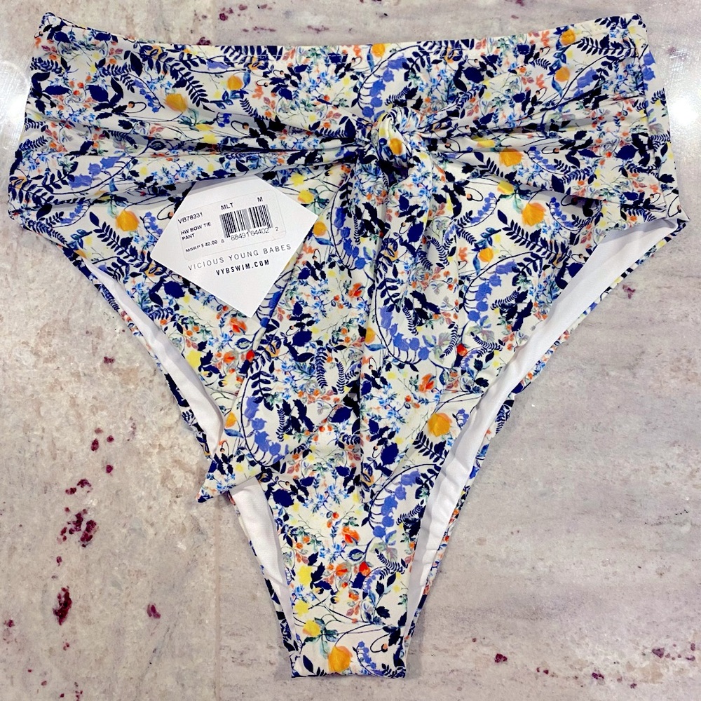 NWT Lulu’s High Rise Tie Bikini Bottom